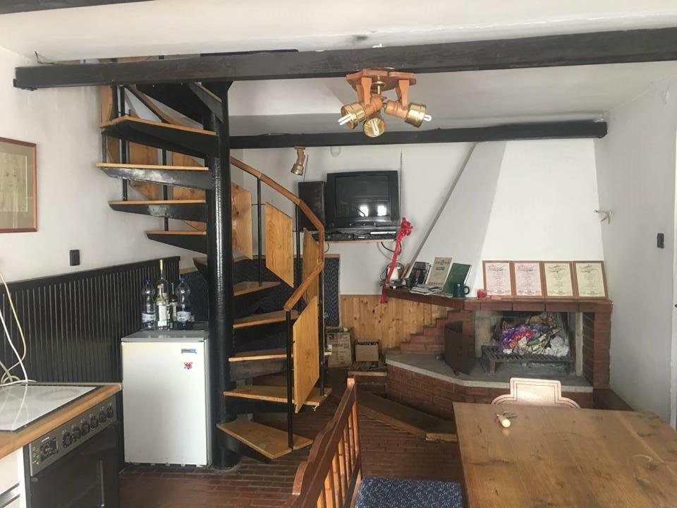 Apartamento Bagó Pince Hajos Exterior foto